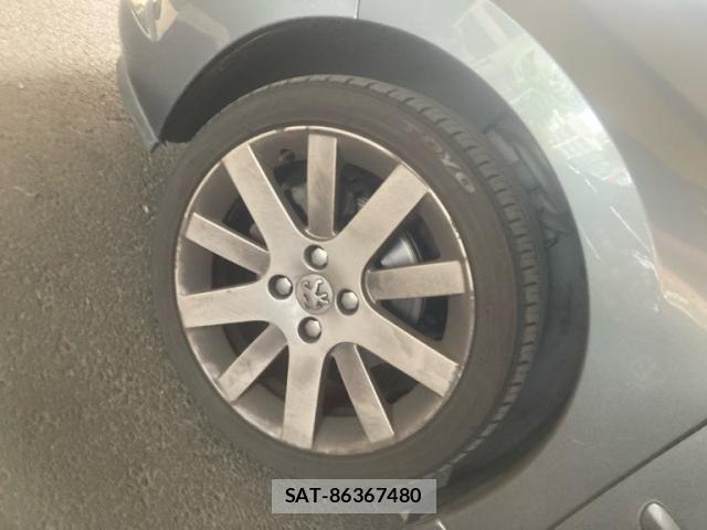 Peugeot 207 2009-08 8131849-5