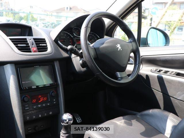 Peugeot 207 2009-10 1229138-8