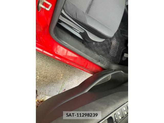 Peugeot 207 2011-09 7250383-20