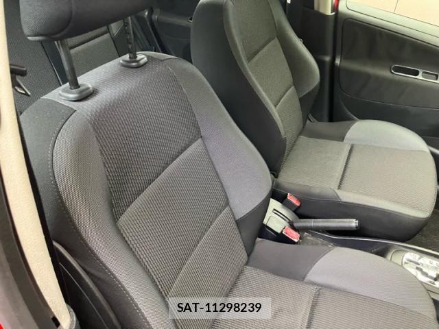 Peugeot 207 2011-09 7250383-21