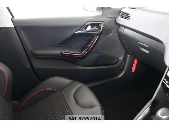 Peugeot 208 2016-10 510350-22