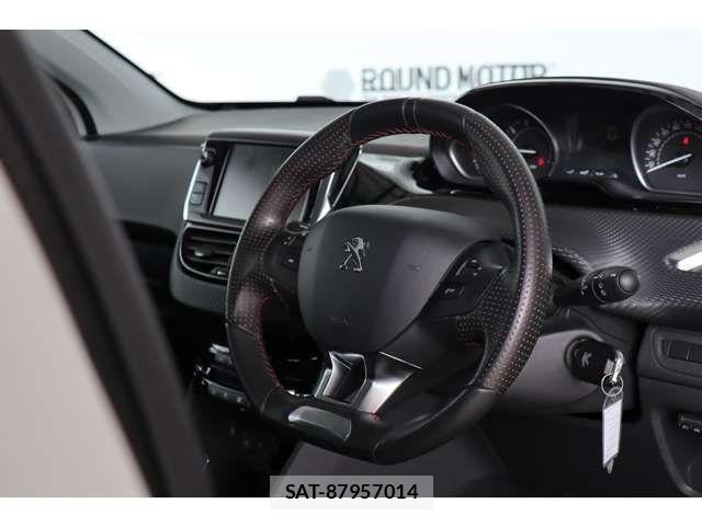 Peugeot 208 2016-10 510350-7