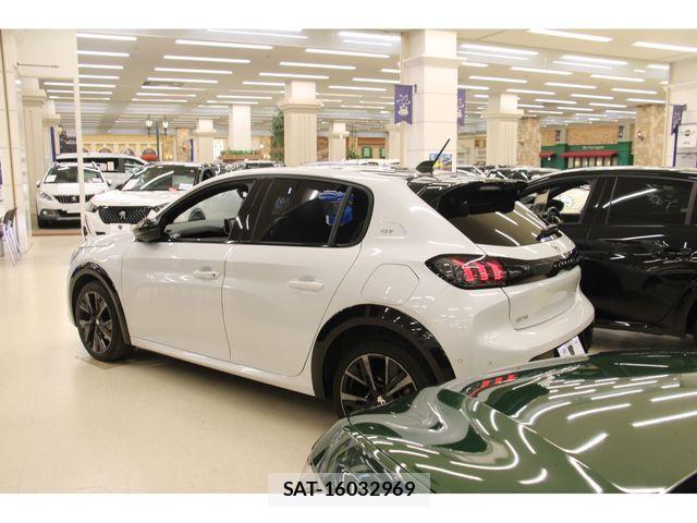 Peugeot 208 2022-03 626390-7