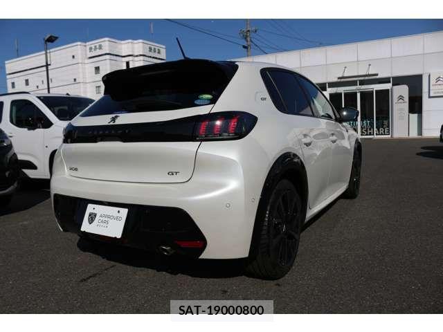 Peugeot 208 2023-02 852932-7