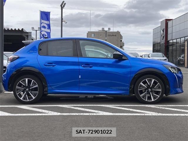 Peugeot 208 2020-11 1073779-3
