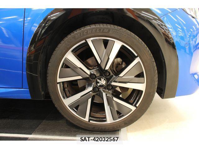 Peugeot 208 2020-09 1317193-11