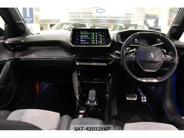 Peugeot 208 2020-09 1317193-1