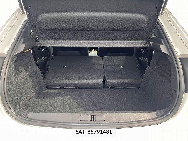 Peugeot 208 2021-05 1332597-21