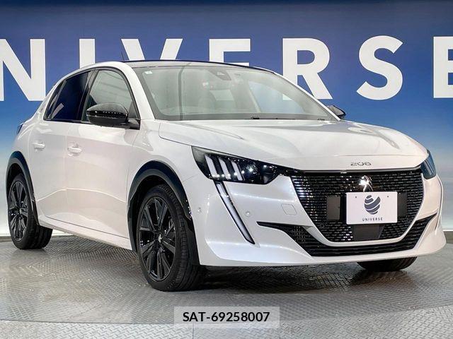 Peugeot 208 2021-04 1392996-16