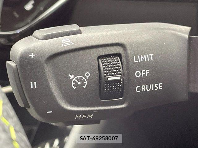 Peugeot 208 2021-04 1392996-3