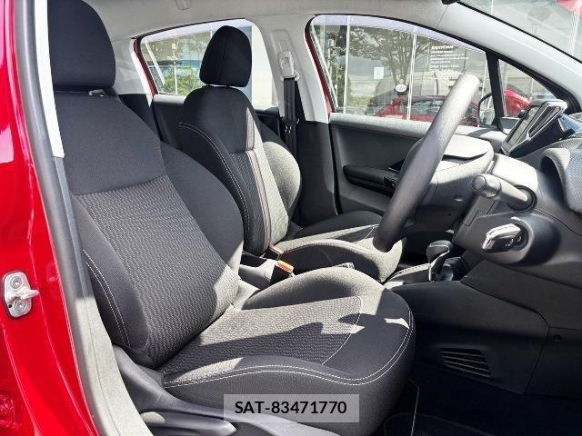 Peugeot 208 2018-03 1694613-11