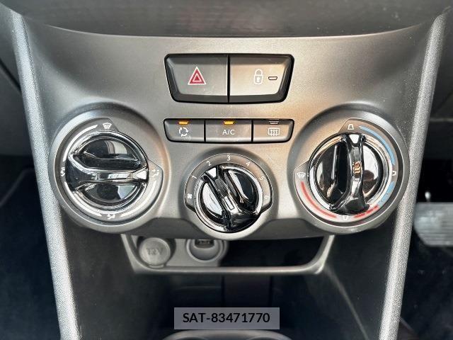 Peugeot 208 2018-03 1694613-17