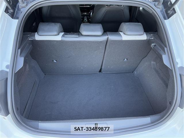 Peugeot 208 2021-01 1694612-13