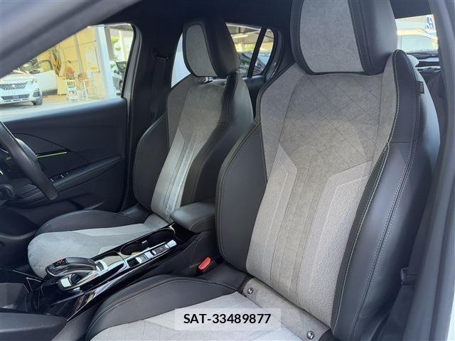 Peugeot 208 2021-01 1694612-16