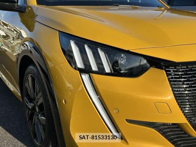 Peugeot 208 2022-04 1827918-11