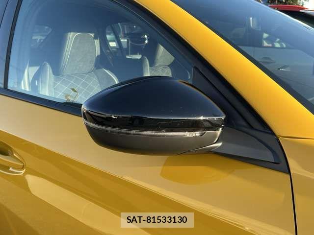 Peugeot 208 2022-04 1827918-13