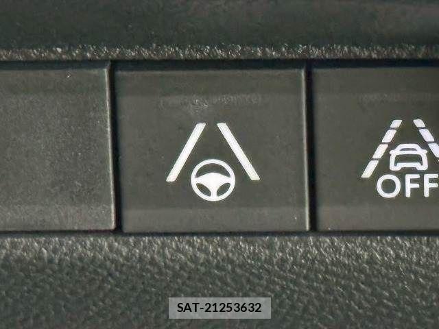 Peugeot 208 2021-03 3414856-9