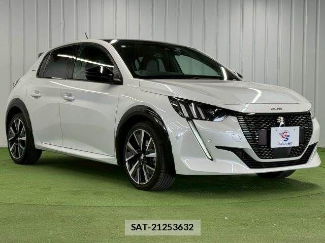 Peugeot 208 2021-03 3414856-15