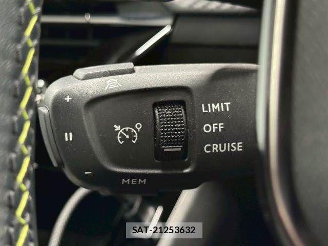 Peugeot 208 2021-03 3414856-8