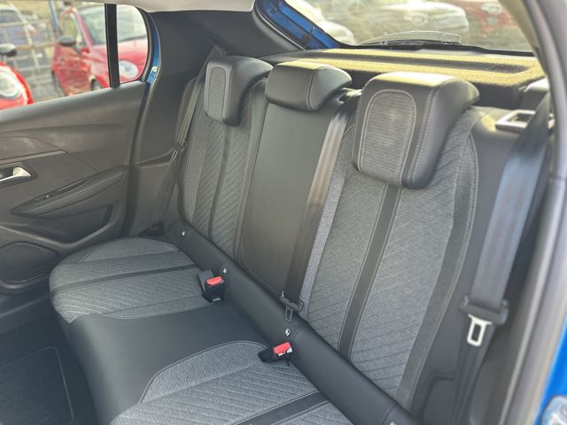Peugeot 208 2025-12 3679903-14