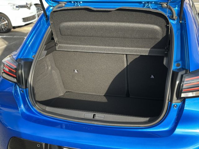 Peugeot 208 2025-12 3679903-16
