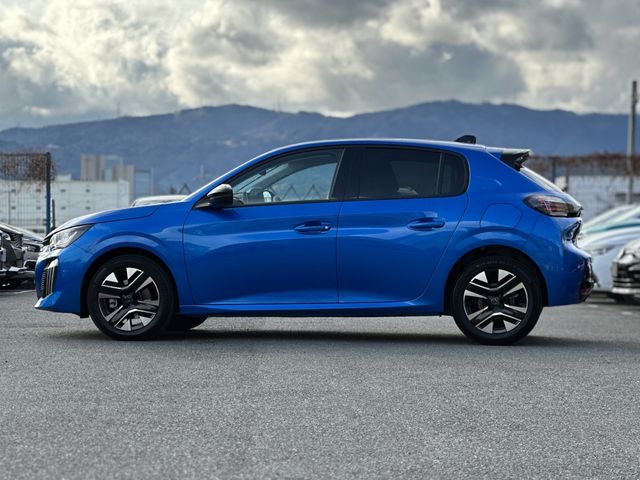Peugeot 208 2025-12 3679903-26