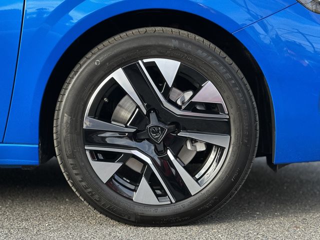 Peugeot 208 2025-12 3679903-27