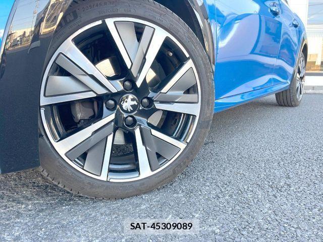 Peugeot 208 2020-10 3774095-13
