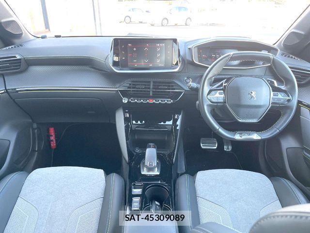 Peugeot 208 2020-10 3774095-1