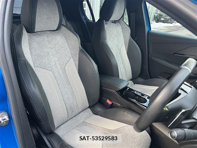 Peugeot 208 2020-08 3774094-13