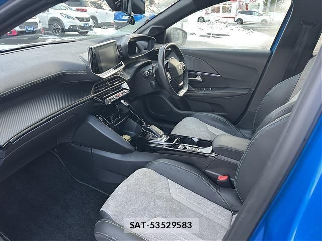 Peugeot 208 2020-08 3774094-18