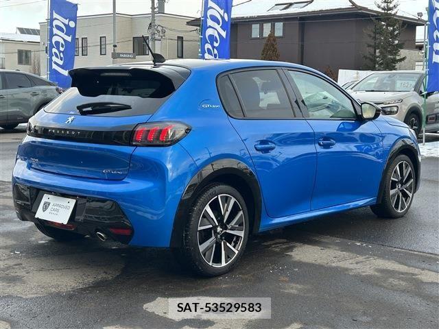 Peugeot 208 2020-08 3774094-4