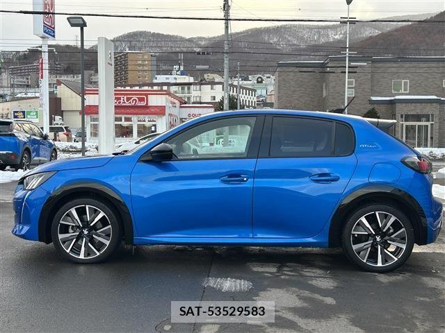 Peugeot 208 2020-08 3774094-7