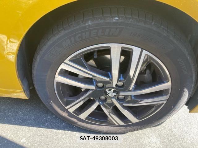Peugeot 208 2021-05 3774096-9