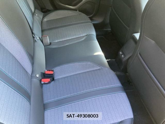 Peugeot 208 2021-05 3774096-15
