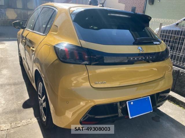 Peugeot 208 2021-05 3774096-5