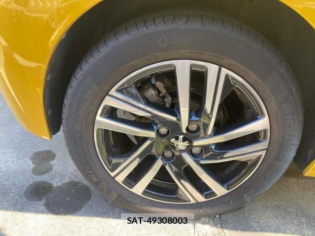 Peugeot 208 2021-05 3774096-6