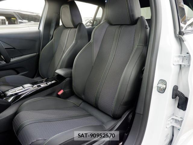 Peugeot 208 2025-06 3774084-15