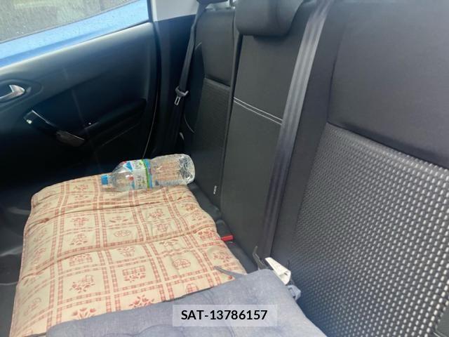 Peugeot 208 2018-09 4329165-15