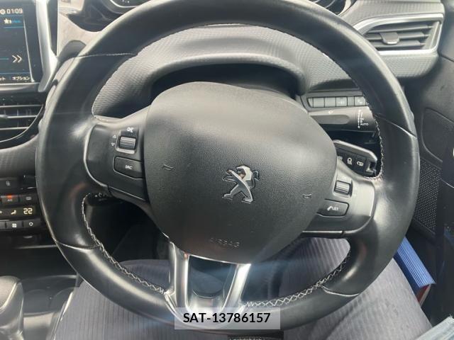 Peugeot 208 2018-09 4329165-19