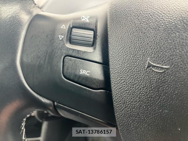 Peugeot 208 2018-09 4329165-21