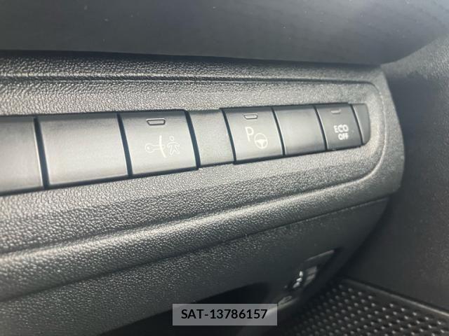 Peugeot 208 2018-09 4329165-22