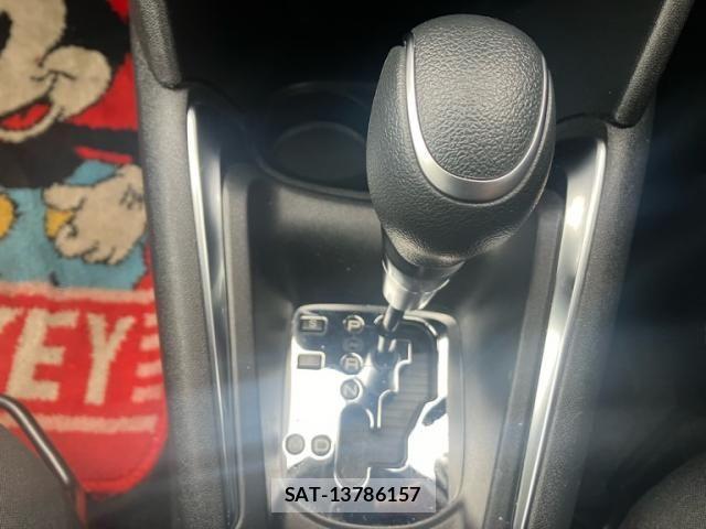 Peugeot 208 2018-09 4329165-25