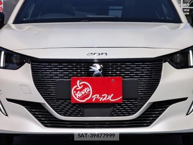 Peugeot 208 2022-04 4423123-10
