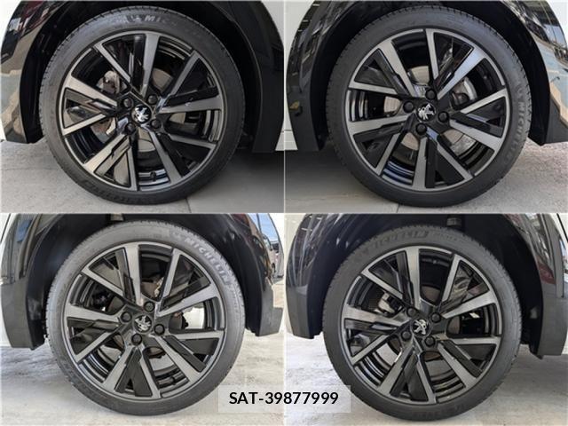 Peugeot 208 2022-04 4423123-23