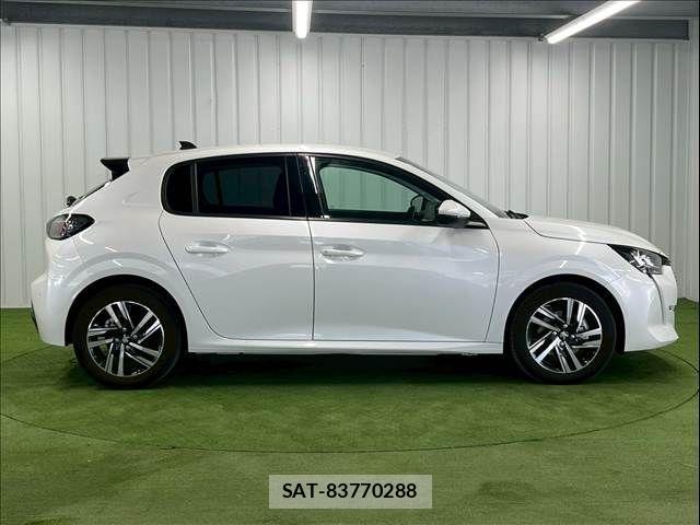 Peugeot 208 2021-06 4756767-14
