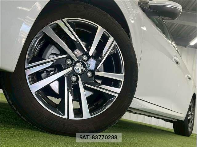 Peugeot 208 2021-06 4756767-18