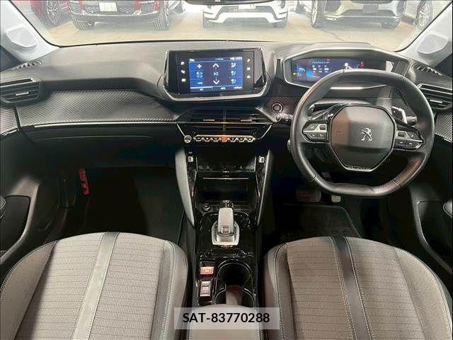 Peugeot 208 2021-06 4756767-2