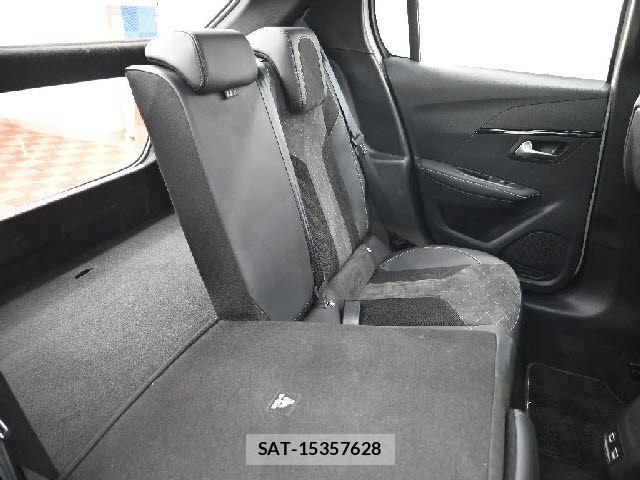 Peugeot 208 2022-06 5875319-28