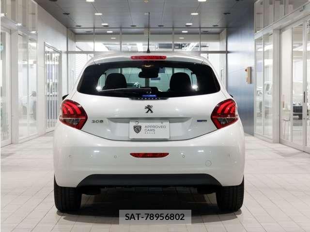 Peugeot 208 2018-05 6246613-14